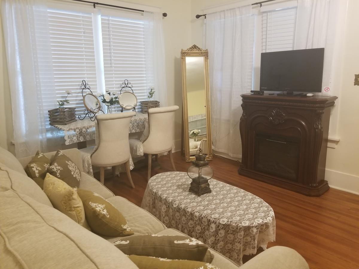 Gibbs Street Manor Ξενοδοχείο New Waverly Εξωτερικό φωτογραφία